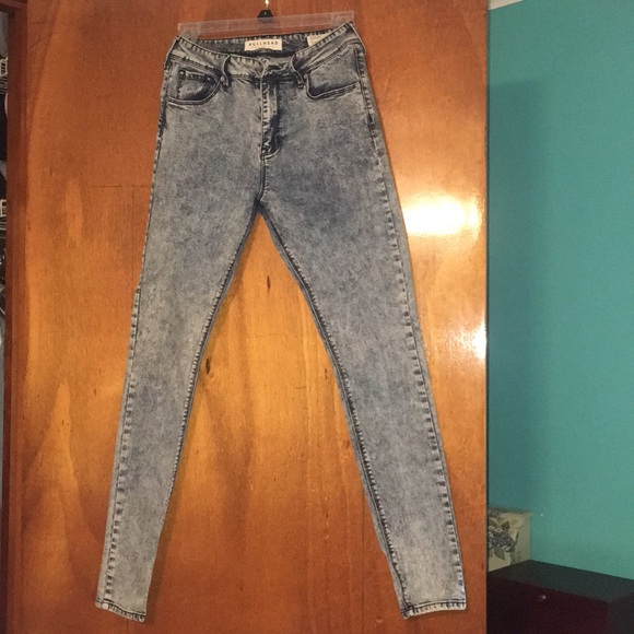 Acid wash high rise Jean jeggings - Picture 4 of 8